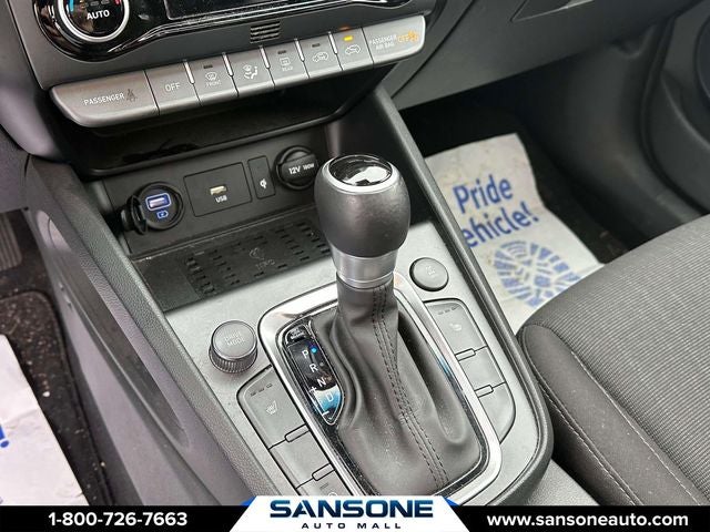 2022 Hyundai KONA SEL