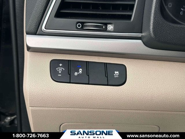 2017 Hyundai Elantra Value Edition - Photo 17