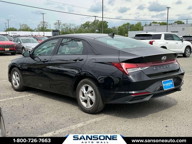 2023 Hyundai ELANTRA SE