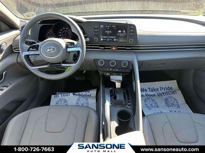 2023 Hyundai ELANTRA SE