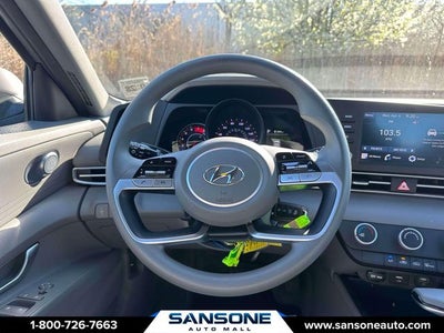 2023 Hyundai ELANTRA SE
