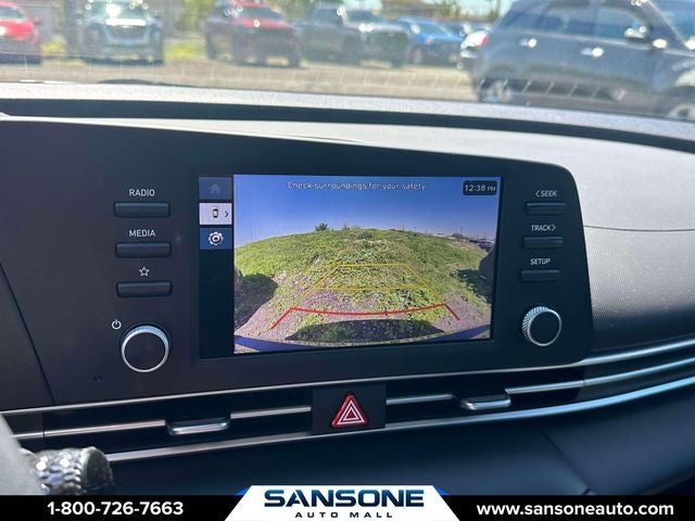 2024 Hyundai ELANTRA SE