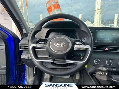 2024 Hyundai ELANTRA SE