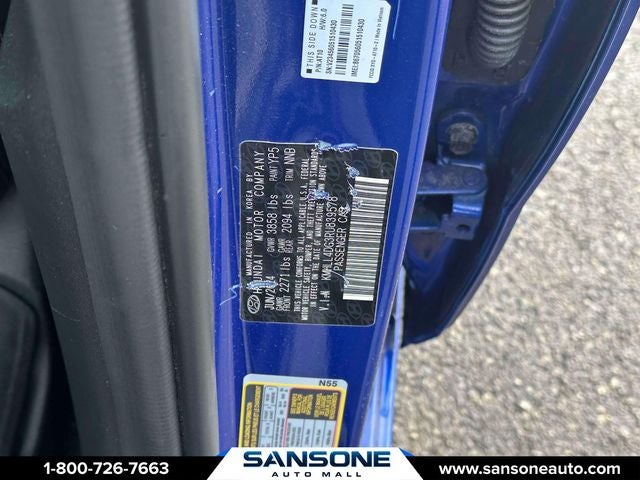 2024 Hyundai ELANTRA SE