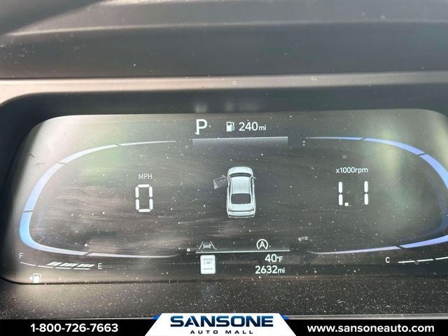 2024 Hyundai ELANTRA SE