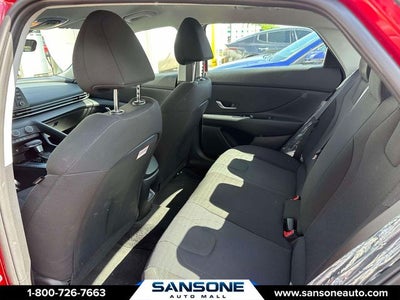 2025 Hyundai ELANTRA SE
