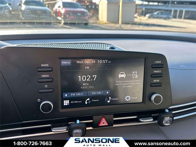 2024 Hyundai ELANTRA SE