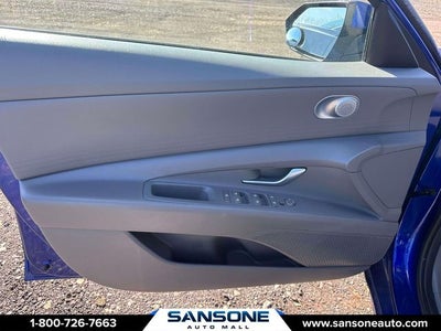 2023 Hyundai ELANTRA SEL
