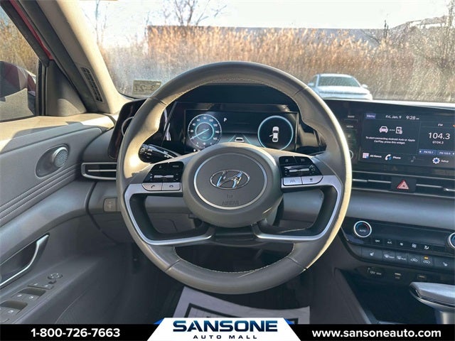 2022 Hyundai ELANTRA SEL