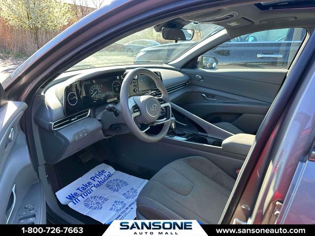 2022 Hyundai ELANTRA SEL