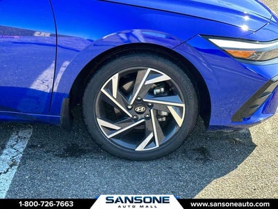 2024 Hyundai ELANTRA Limited