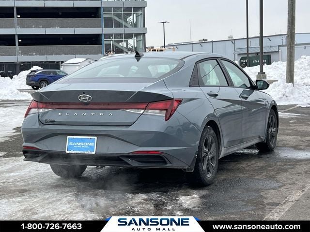 2022 Hyundai ELANTRA SEL