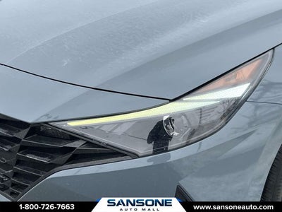 2022 Hyundai ELANTRA SEL