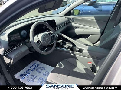 2025 Hyundai ELANTRA SEL Convenience
