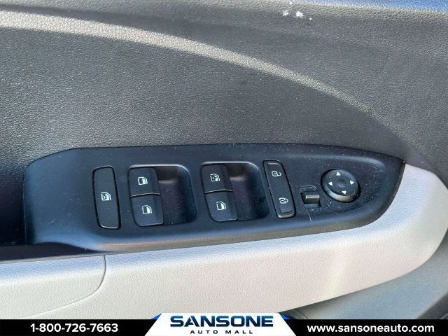 2023 Hyundai Venue SEL - Photo 14