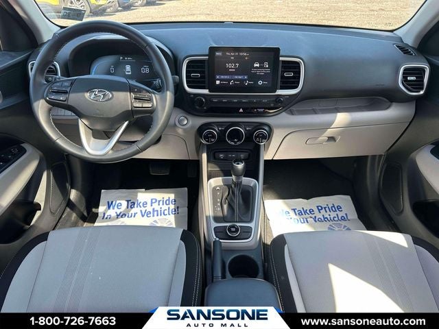 2025 Hyundai VENUE SEL