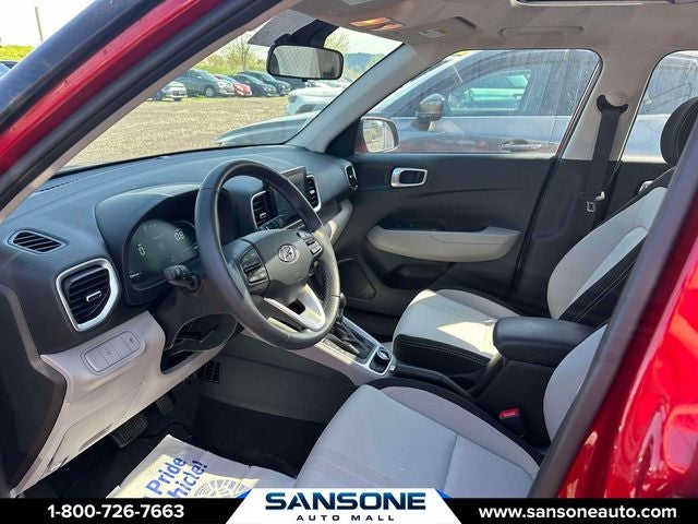 2025 Hyundai VENUE SEL