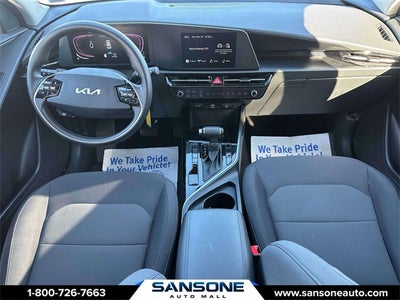 2023 Kia Niro LX