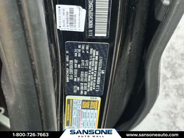 2023 Kia Carnival EX