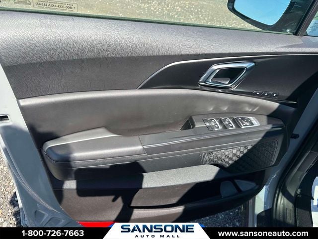2025 Kia Carnival SX