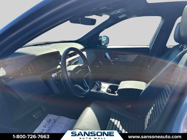 2024 Land Rover Discovery Sport SE