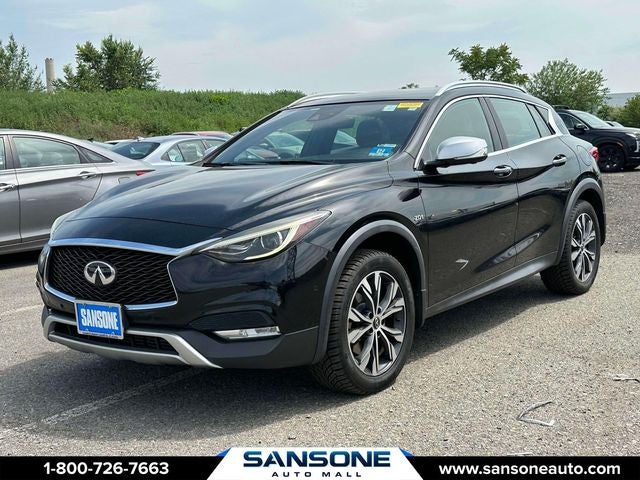 2018 INFINITI QX30 ESSENTIAL